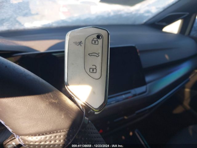 2023 VOLKSWAGEN GOLF R WVWAB7CD4PW150867 Photo 10