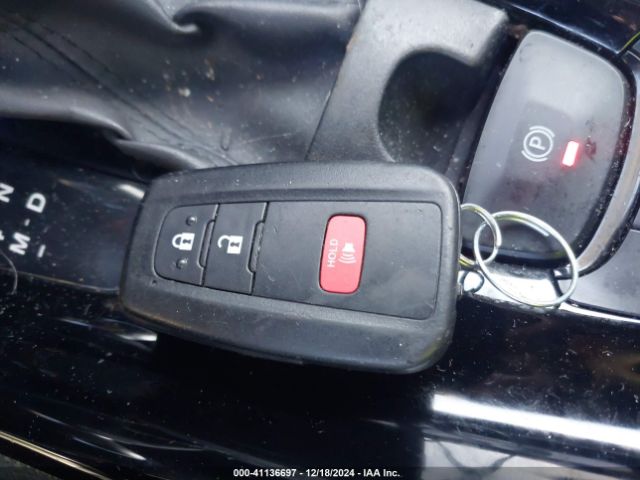 NMTKHMBX9LR107325 Toyota C-HR XLE