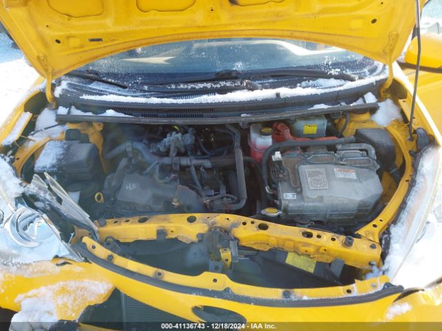 JTDKDTB36E1073560 Toyota Prius C One