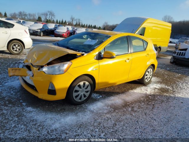 JTDKDTB36E1073560 Toyota Prius C One