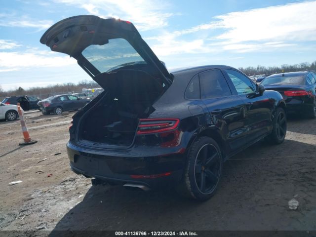 2017 PORSCHE MACAN WP1AA2A53HLB03199 Photo 3