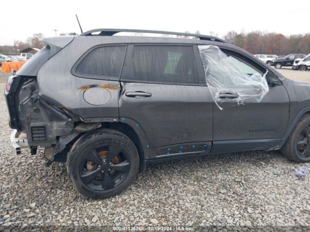 1C4PJLLB4MD112552 Jeep Cherokee Altitude Fwd