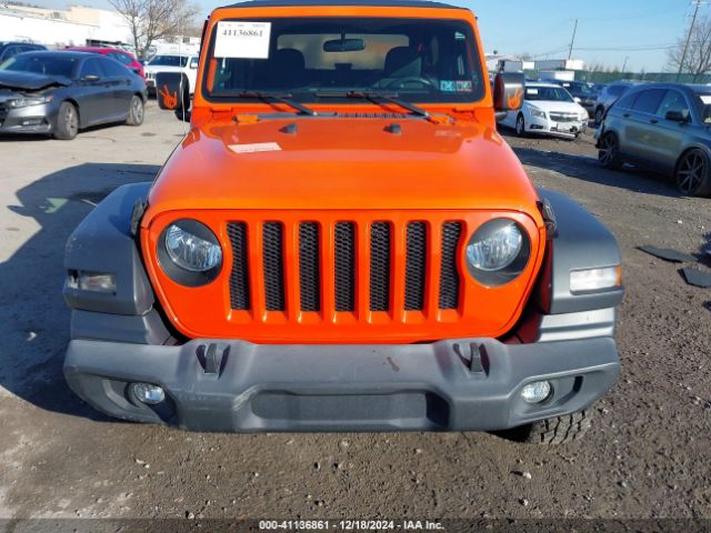 1C4GJXAN3JW229933 Jeep Wrangler Sport S 4x4