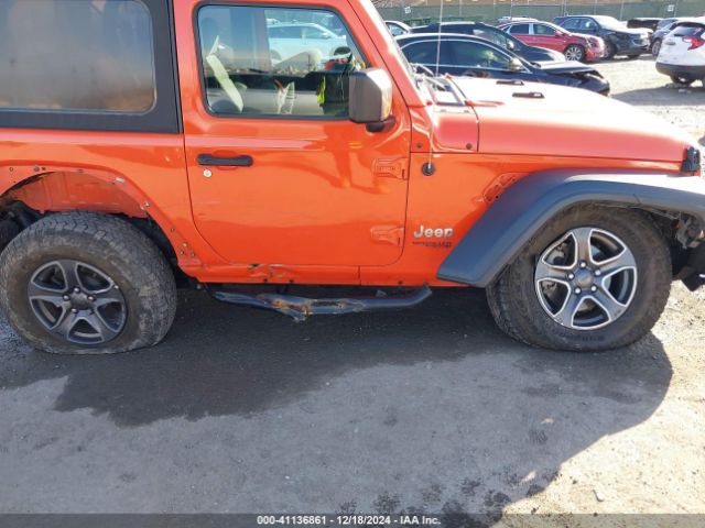 1C4GJXAN3JW229933 Jeep Wrangler Sport S 4x4