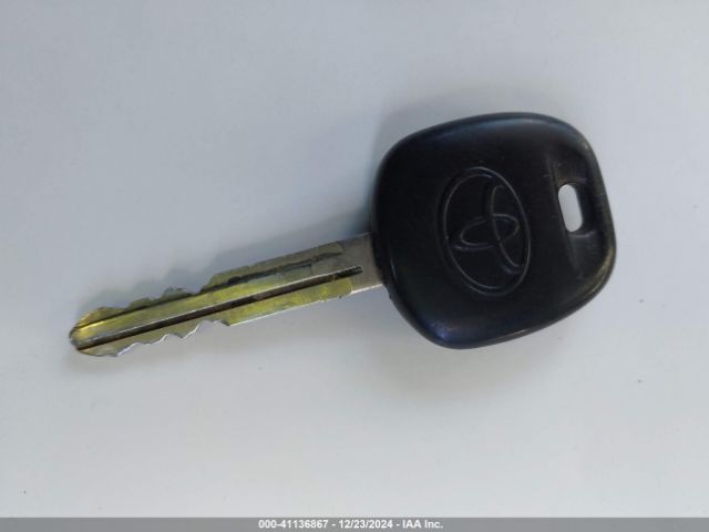5TFCZ5ANXJX124991 Toyota Tacoma Sr V6