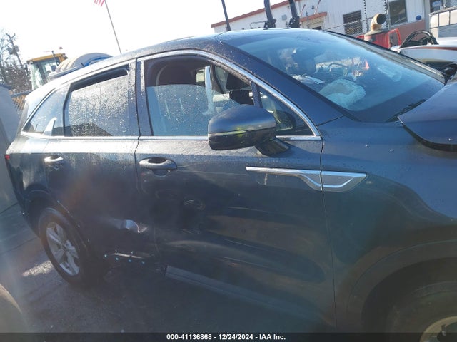 KIA SORENTO LX 2023 5XYRG4LC3PG200620 Image 13
