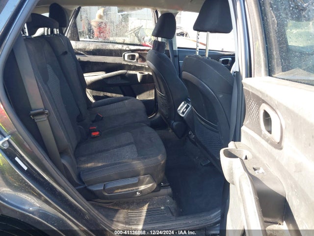 KIA SORENTO LX 2023 5XYRG4LC3PG200620 Image 8
