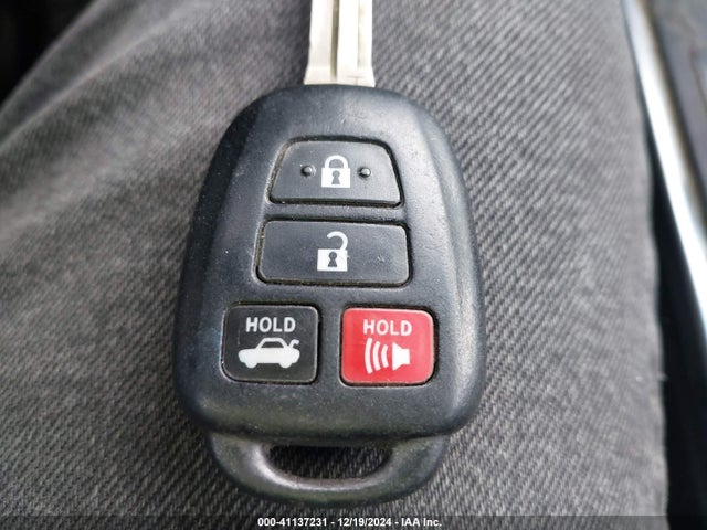 Toyota CAMRY LE 2016 4T4BF1FK4GR543488 Image 11