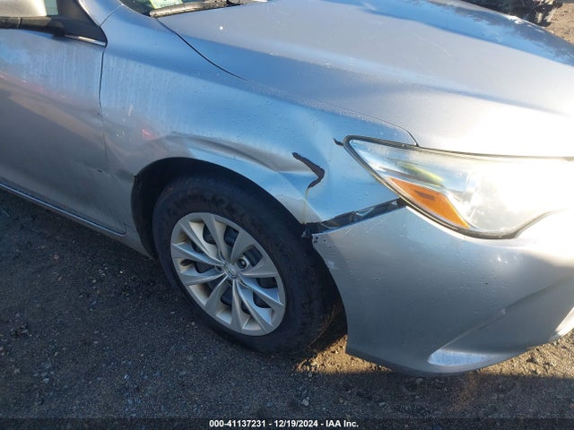 Toyota CAMRY LE 2016 4T4BF1FK4GR543488 Image 17