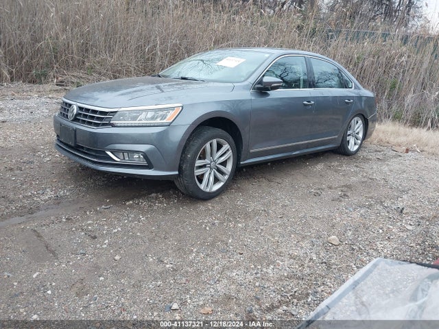 1VWGT7A3XHC053531 Volkswagen Passat 1.8t Se