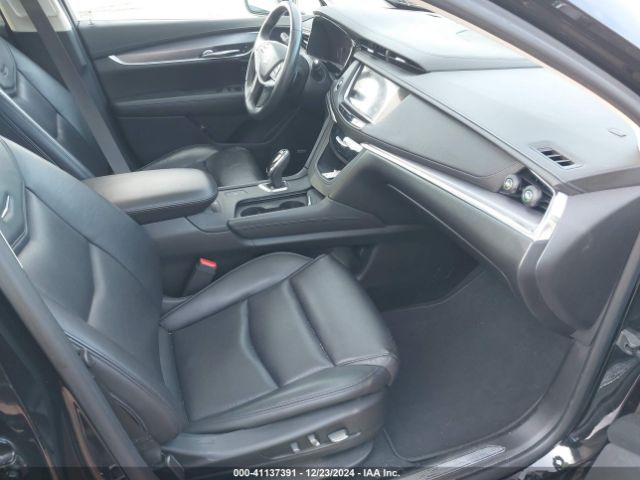 1GYKNBRS2HZ313482 Cadillac XT5 LUXURY