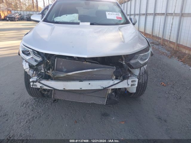 2GNAXJEV9J6241355 Chevrolet EQUINOX LT