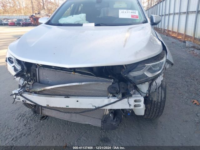 2GNAXJEV9J6241355 Chevrolet EQUINOX LT