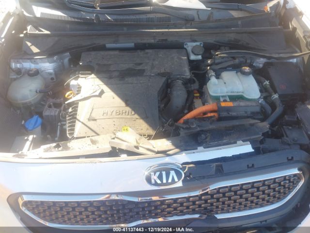 KNDCB3LC9H5088222 KIA NIRO LX