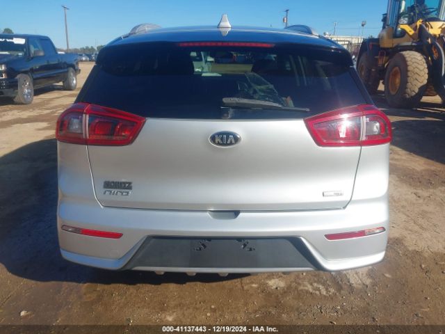 KNDCB3LC9H5088222 KIA NIRO LX
