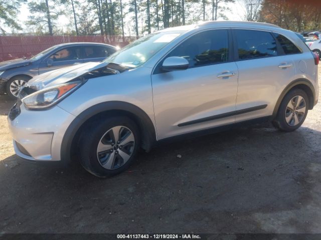 KNDCB3LC9H5088222 KIA NIRO LX