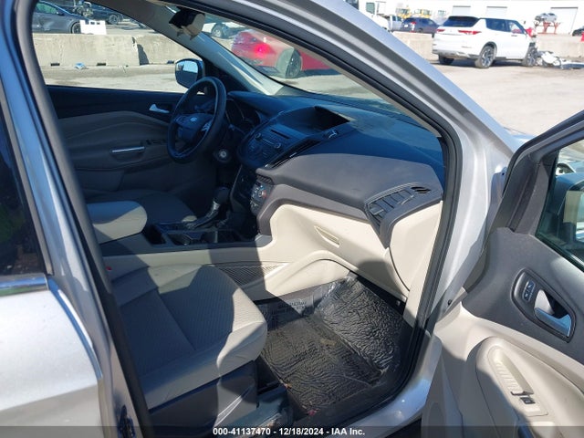 Ford ESCAPE SE 2017 1FMCU0G94HUB04450 Image 5