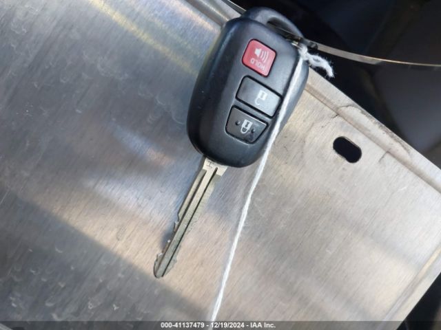 JTMZFREV6ED042459 Toyota RAV4 LE