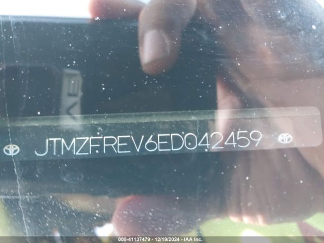JTMZFREV6ED042459 Toyota RAV4 LE