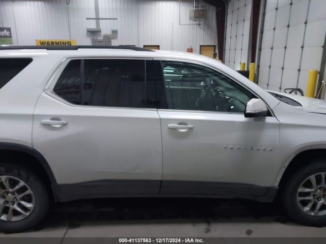 1GNEVGKW8LJ230702 Chevrolet Traverse Awd Lt Cloth