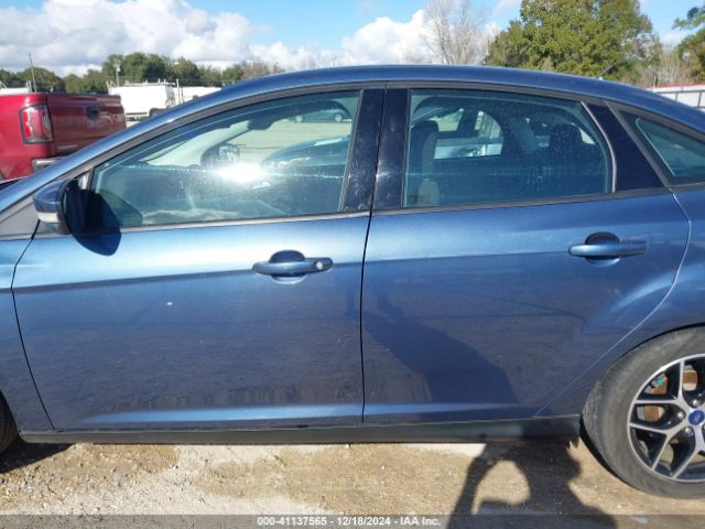 1FADP3H23JL214765 Ford FOCUS SEL
