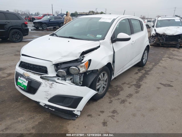 1G1JC6SH1F4192928 Chevrolet Sonic Lt Auto