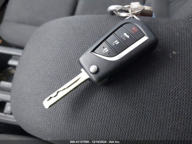 5YFB4MDE0PP013003 Toyota COROLLA LE