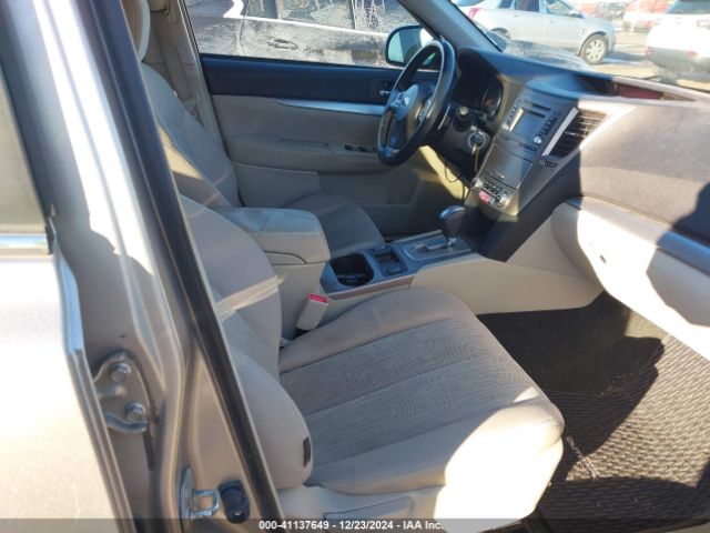 4S4BRBCC8E3200190 Subaru Outback 2.5i Premium