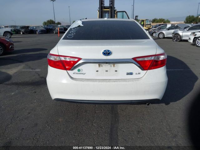 4T1BD1FK2HU209655 Toyota Camry Hybrid Le