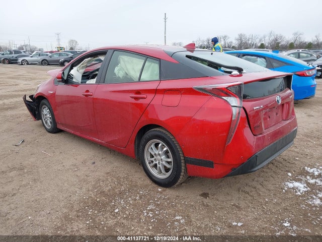 Toyota Prius Two 2017 JTDKBRFU4H3567551 Image 3