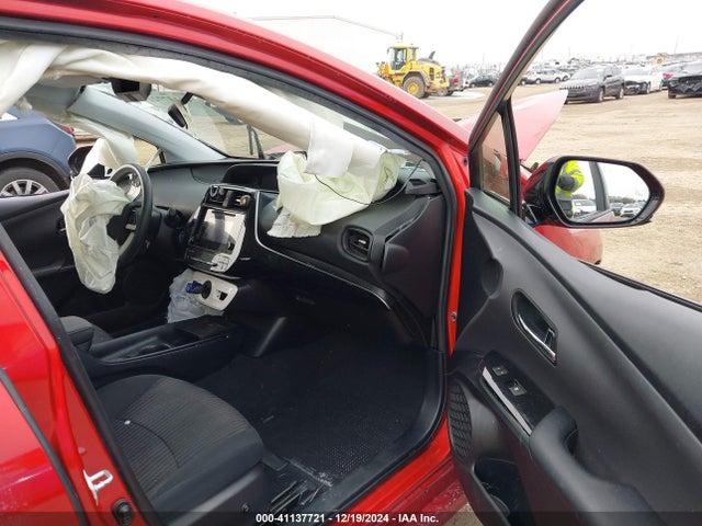 Toyota Prius Two 2017 JTDKBRFU4H3567551 Image 5