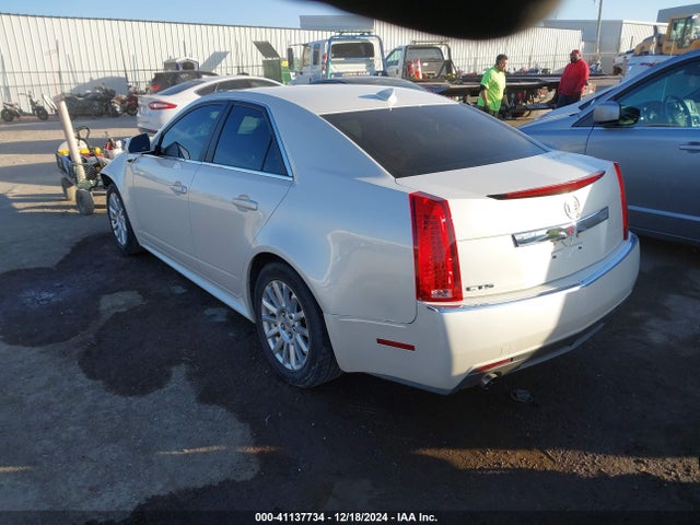 2011 CADILLAC CTS 1G6DE5EY6B0165801 Photo 2