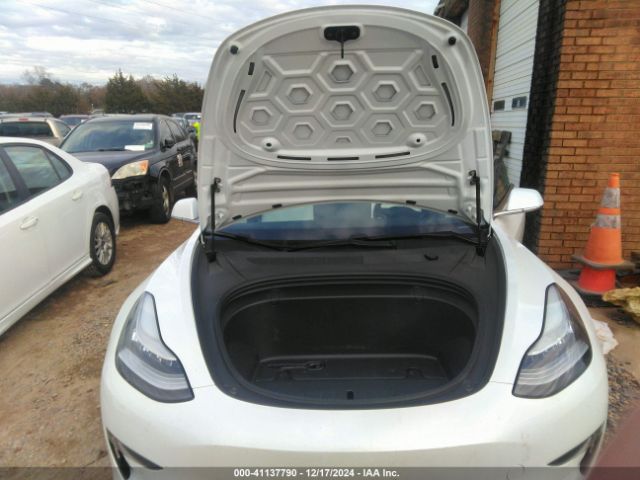 5YJ3E1EB1KF513163 Tesla Model 3 Long Range/performance