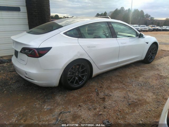5YJ3E1EB1KF513163 Tesla Model 3 Long Range/performance