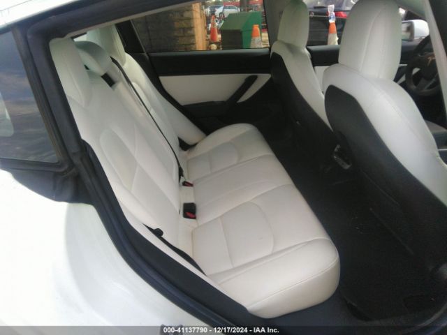 5YJ3E1EB1KF513163 Tesla Model 3 Long Range/performance