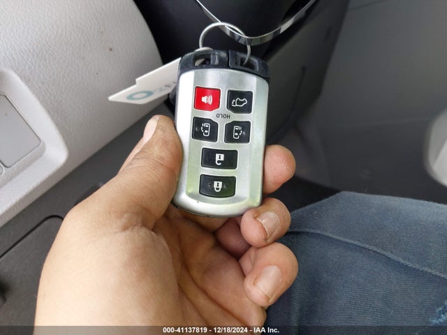 Toyota Sienna Xle/limited 2015 5TDDK3DC2FS116159 Image 11