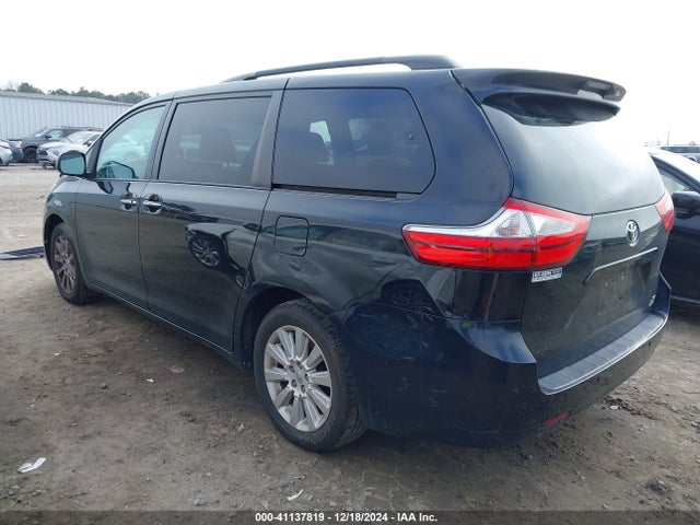 Toyota Sienna Xle/limited 2015 5TDDK3DC2FS116159 Image 3