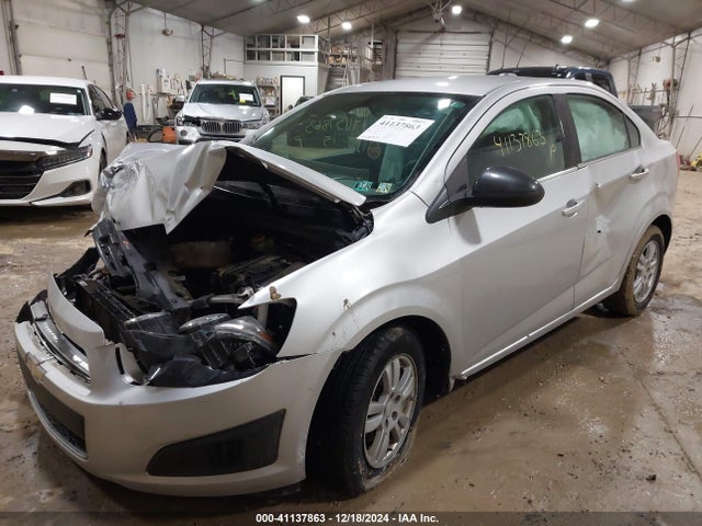 1G1JC5SG9F4133627 Chevrolet Sonic Lt Auto