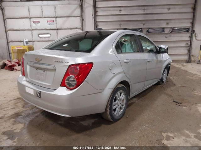 1G1JC5SG9F4133627 Chevrolet Sonic Lt Auto