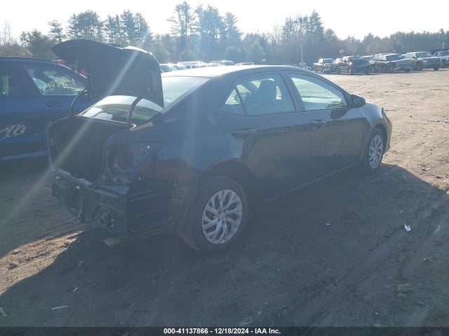 Toyota COROLLA LE 2018 2T1BURHE2JC044378 Image 4