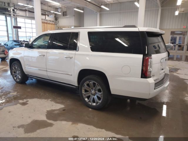 2015 GMC YUKON XL 1500 1GKS2JKJ2FR578088 Photo 2