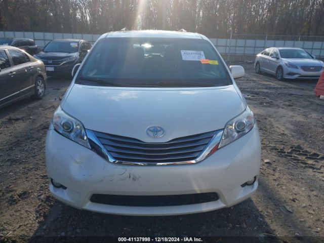 5TDYZ3DC3HS772192 Toyota Sienna Xle/limited