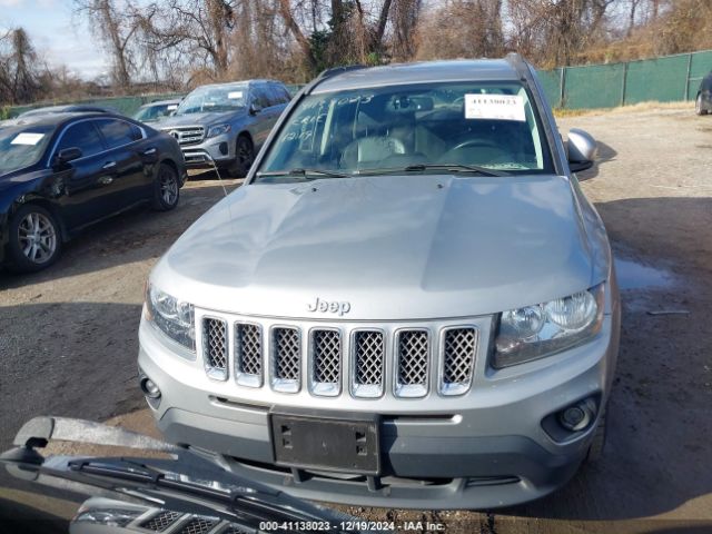 1C4NJDEB5GD713905 Jeep Compass Latitude