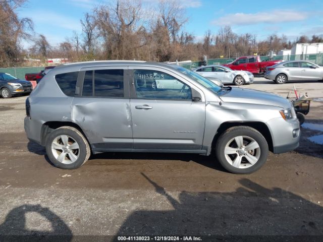 1C4NJDEB5GD713905 Jeep Compass Latitude