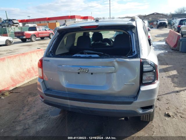 1C4NJDEB5GD713905 Jeep Compass Latitude