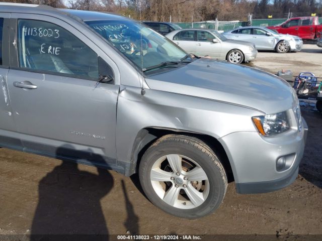 1C4NJDEB5GD713905 Jeep Compass Latitude