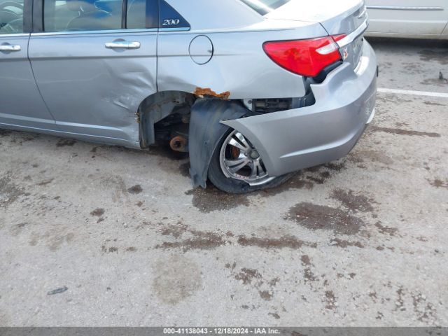 2014 CHRYSLER 200 1C3CCBCGXEN152813 Photo 5