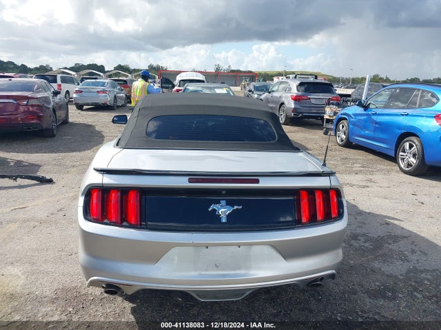 Ford Mustang V6 2016 1FATP8EM3G5216124 Image 16
