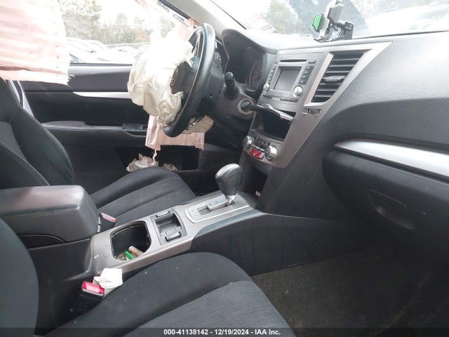 4S4BRBCC5E3238105 Subaru Outback 2.5i Premium