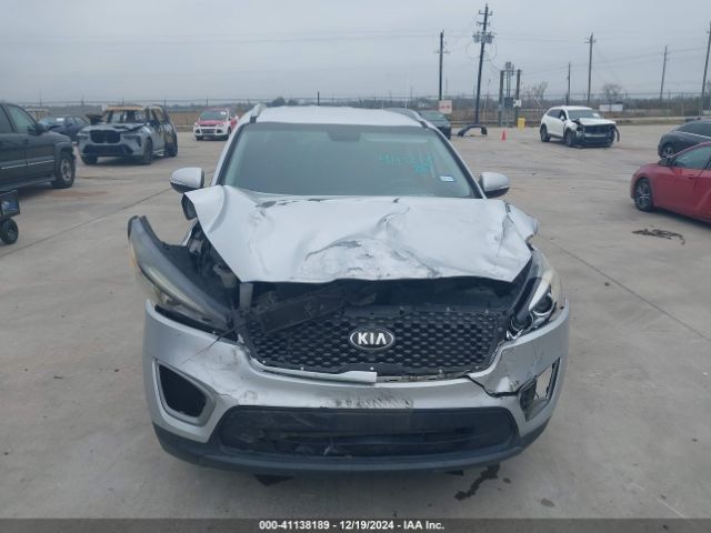 5XYPG4A56HG201659 KIA Sorento 3.3l Lx